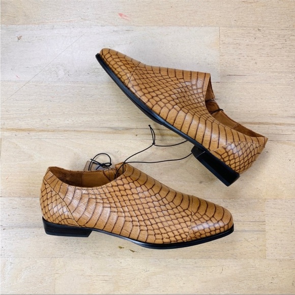 HM Leathercraft Shoes - H&M leather craft croc embossed loafers Y2K